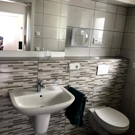 Familie Kowollik * هيرينجسدورف